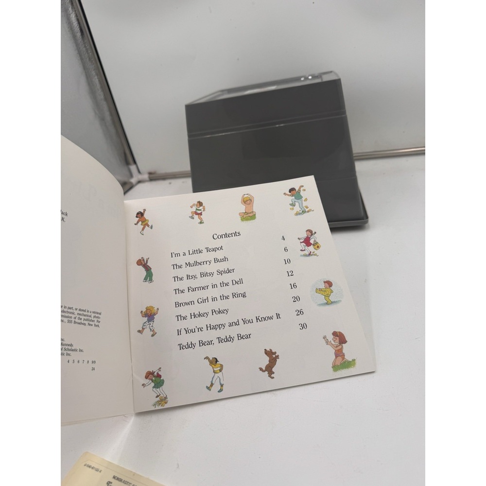 I'm a Little Teapot Scholastic 1994 Book & Cassette Movement Songs Vintage Rare - Picture 7 of 9